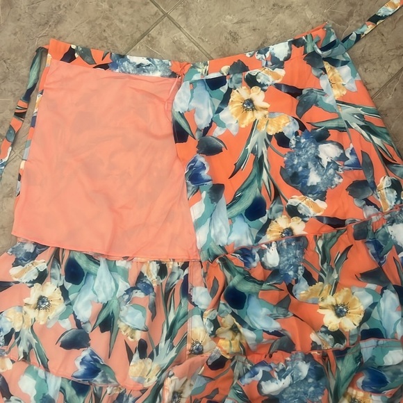 Luxxel Vibrant Floral Maxi Skirt  Size S - Picture 6 of 7